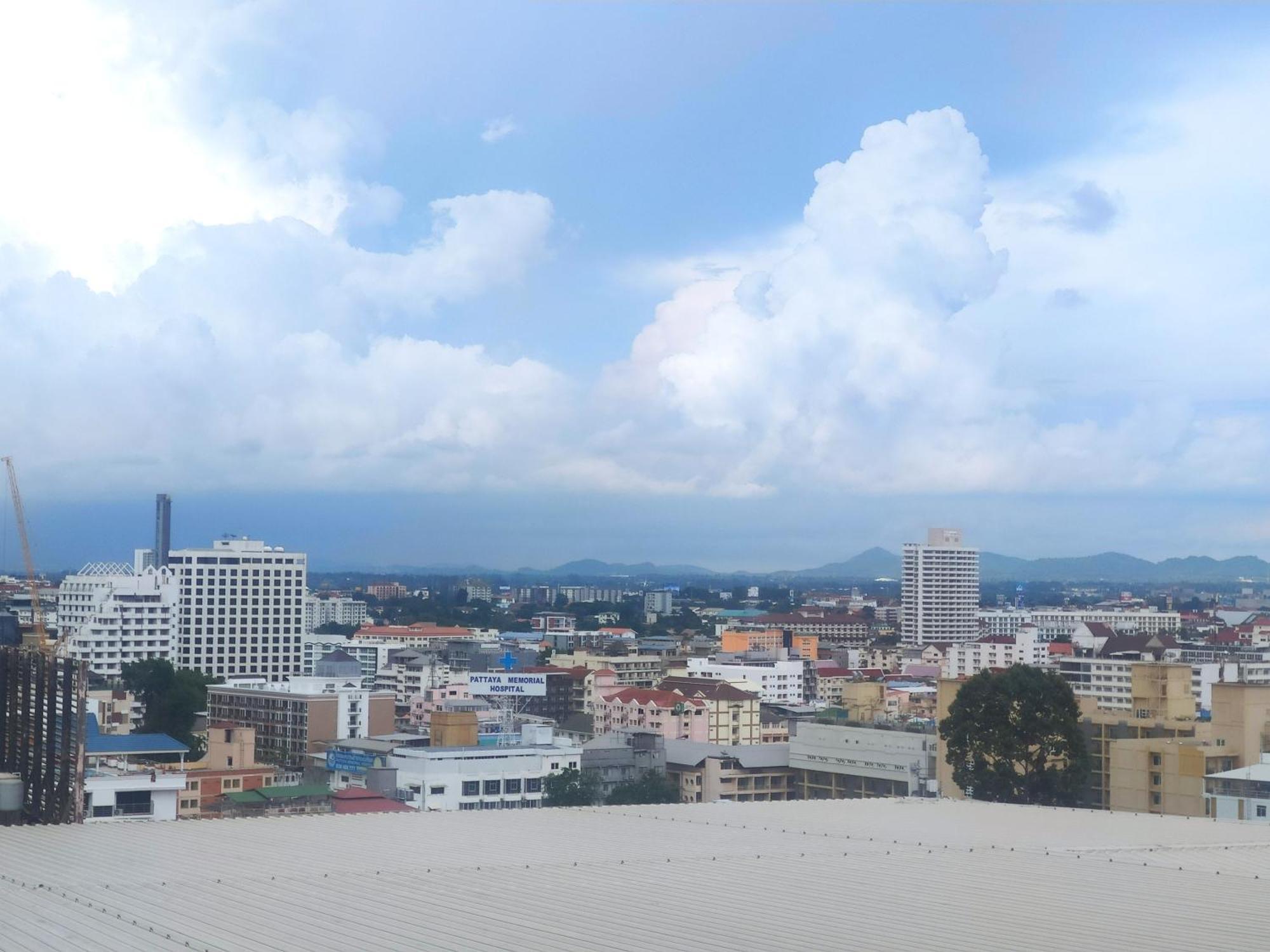 View Talay 6 Pattaya Beach By Anatolia Condo Suite Eksteriør billede