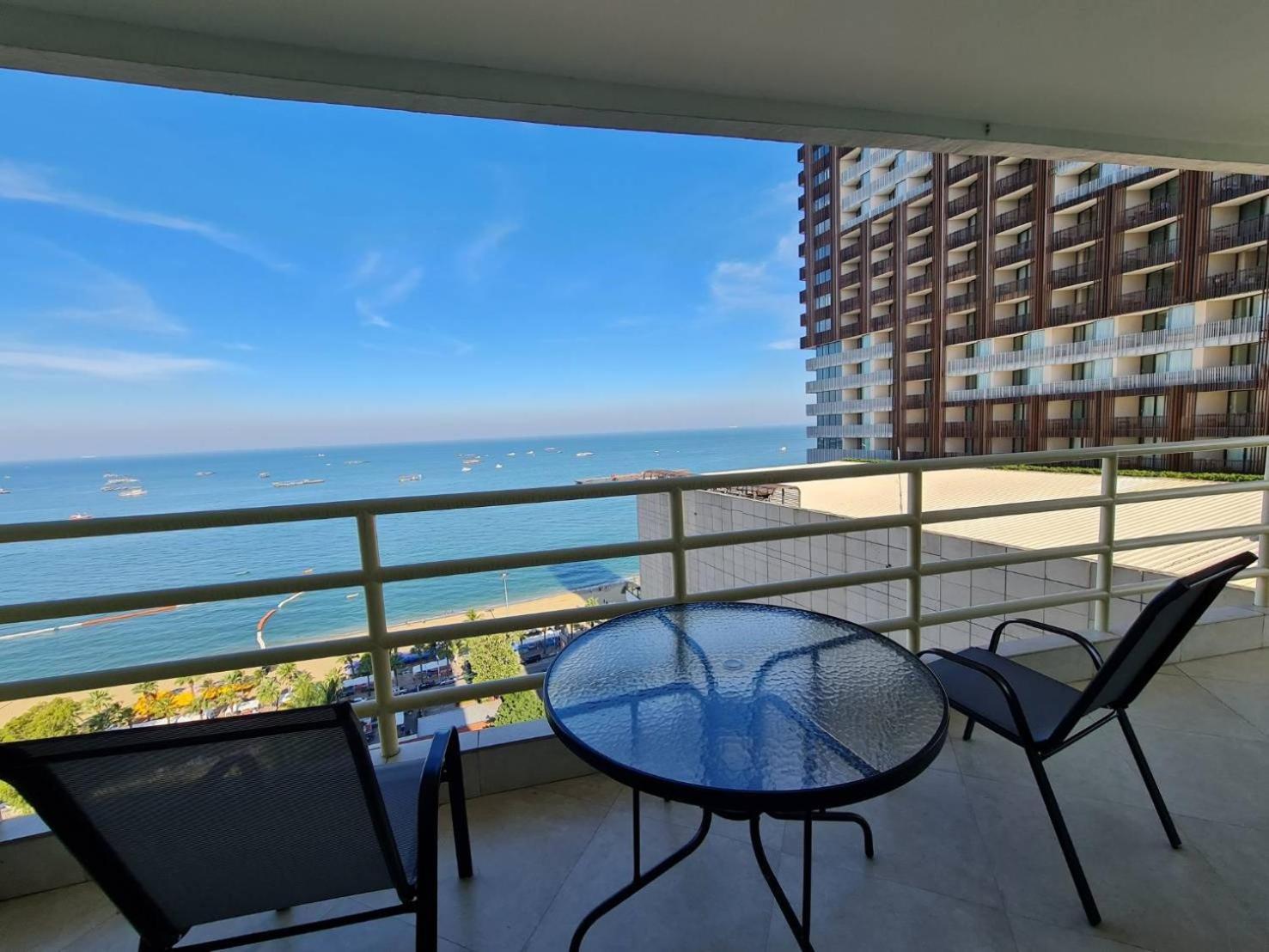 View Talay 6 Pattaya Beach By Anatolia Condo Suite Eksteriør billede