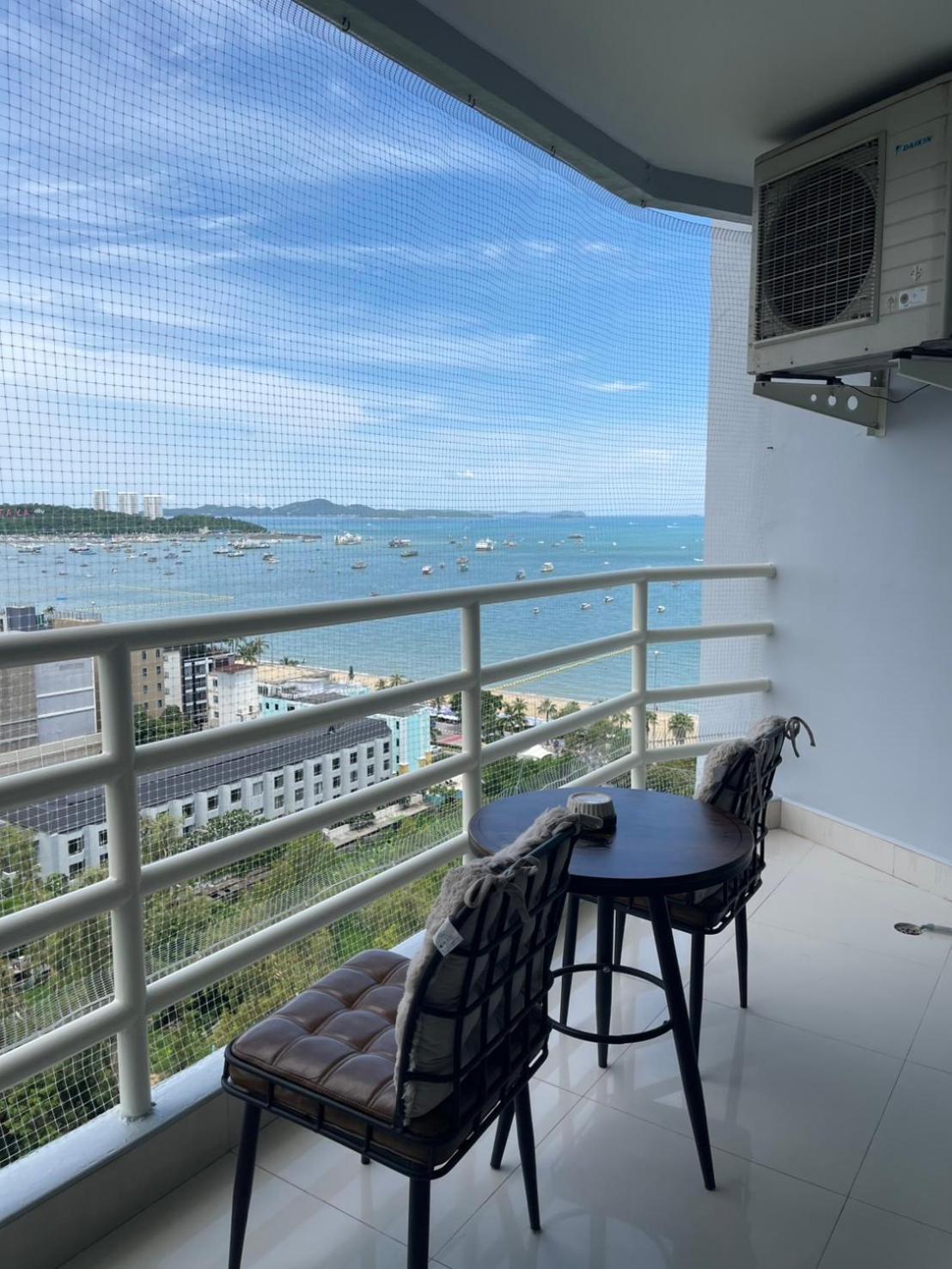 View Talay 6 Pattaya Beach By Anatolia Condo Suite Eksteriør billede